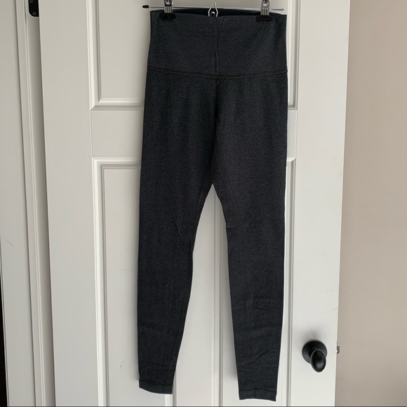 *SOLD* Lululemon Wunder Unders